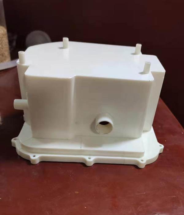 注塑塑胶模具114