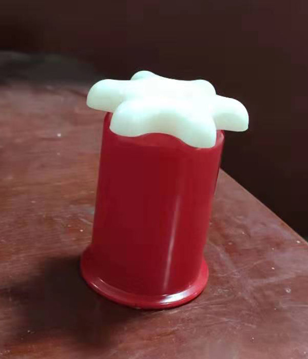 注塑塑胶模具108